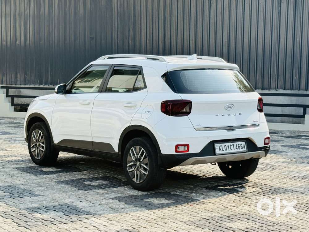 Hyundai Venue Sx (o) Mt 1.0 Turbo, 2021, Petrol