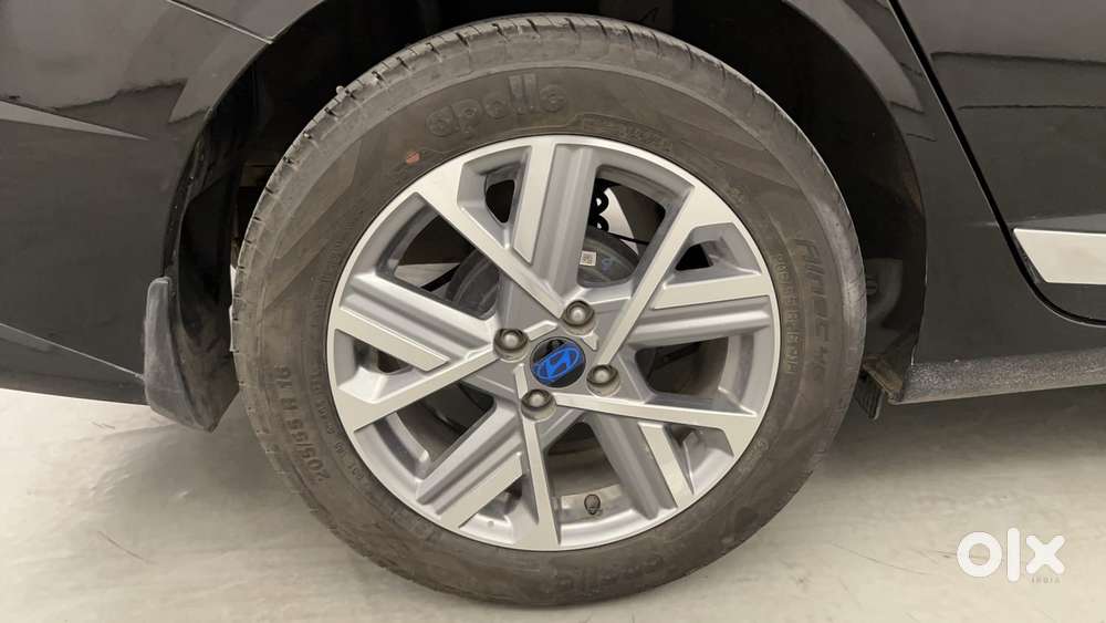 Hyundai Verna Sx 1.5 Petrol Ivt, 2024, Petrol