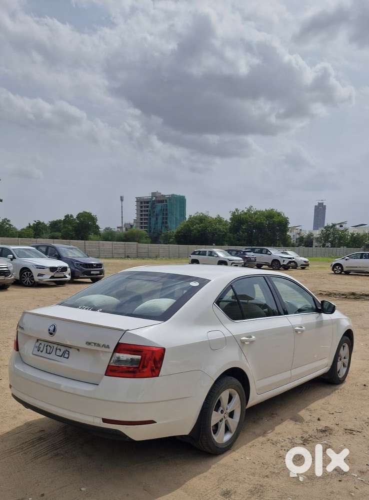 Skoda Octavia 1.8 Tsi At Style Plus, 2018, Petrol