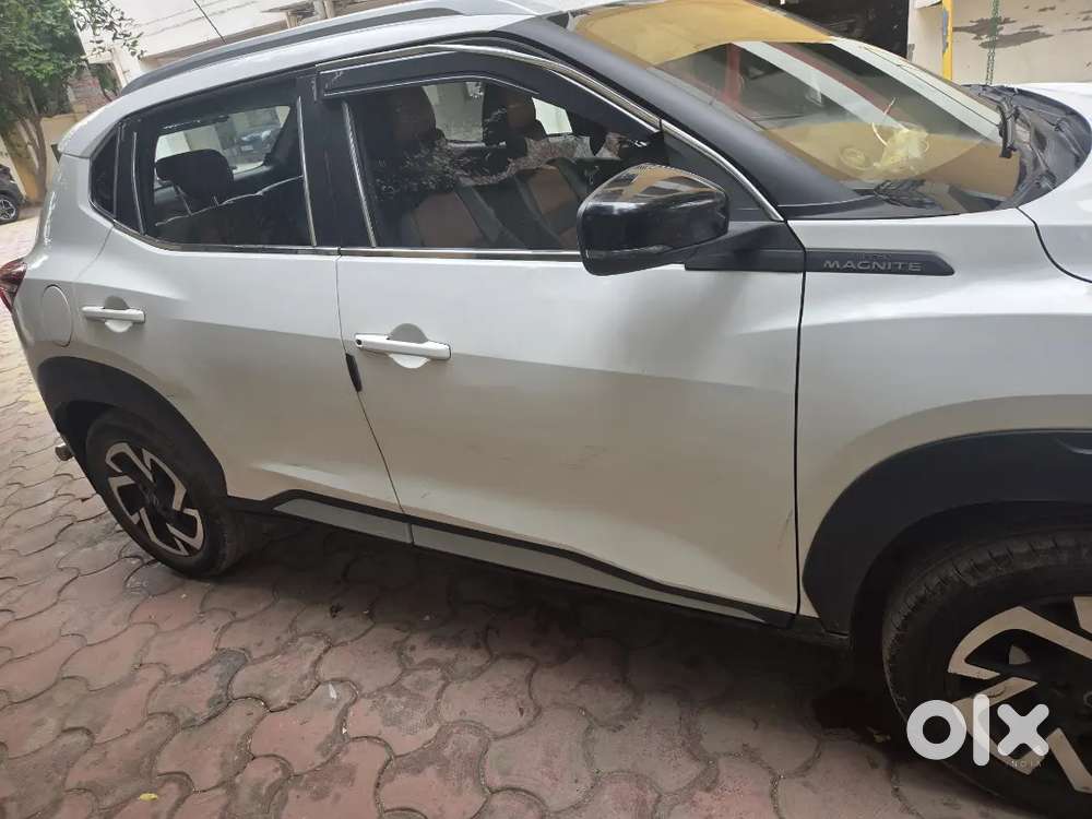 Nissan Magnite Petrol Manual 2023