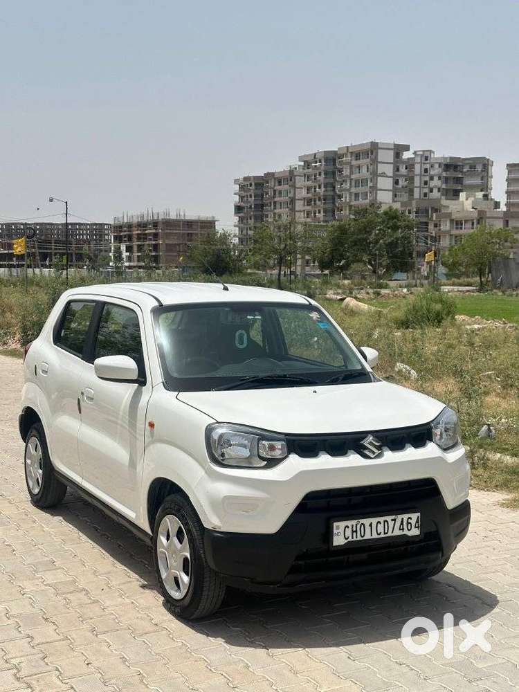 Maruti Suzuki S-presso Vxi At, 2021, Petrol