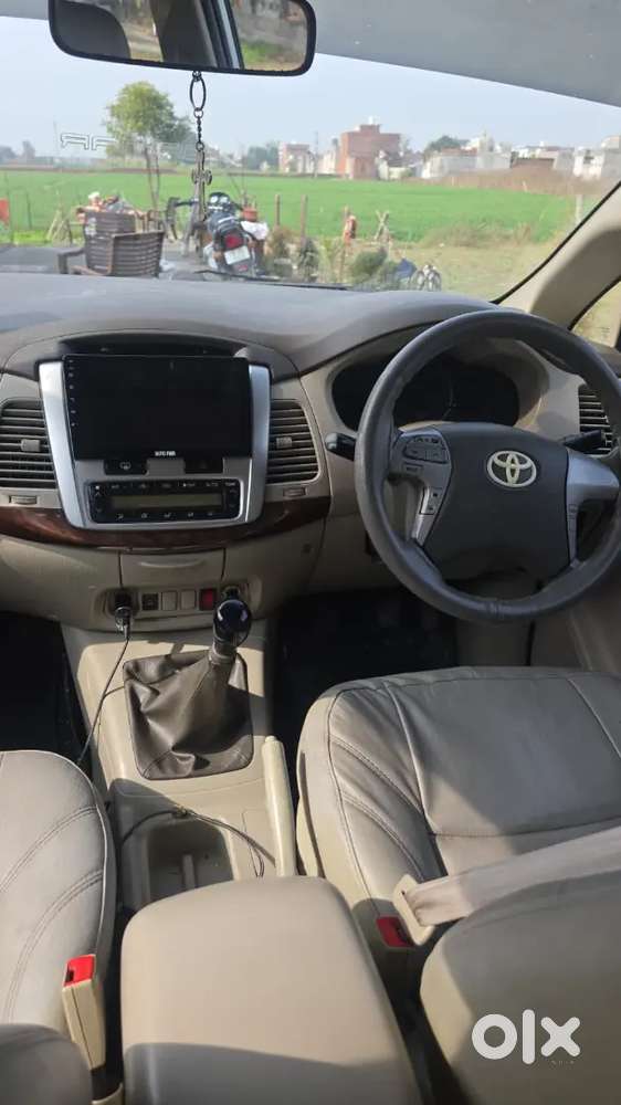 Toyota Innova 2013 Diesel Well Maintained