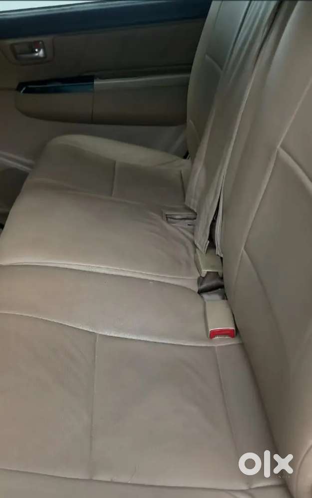 Toyota Fortuner 2014