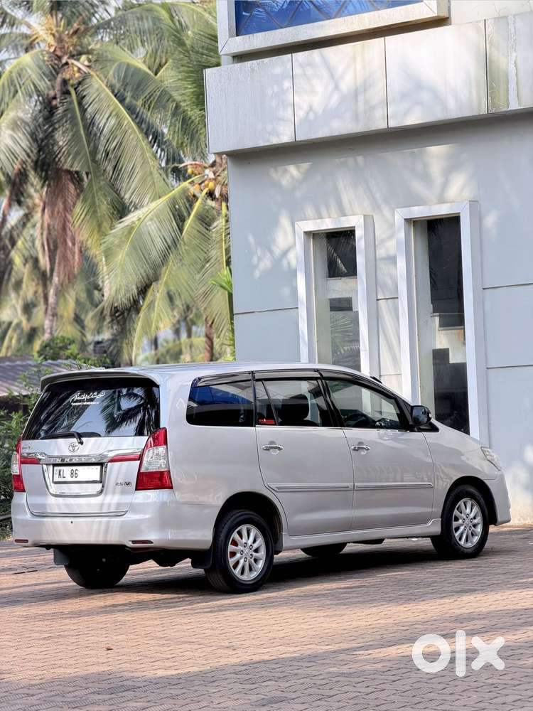 Toyota Innova 2.5 V 7 Str, 2012, Diesel