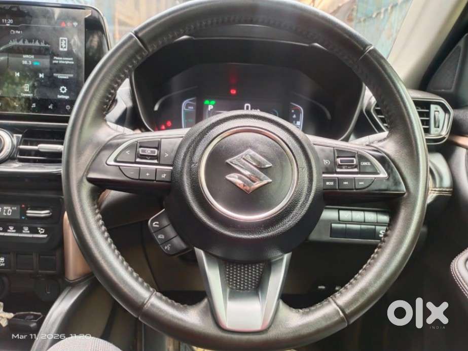 Maruti Suzuki Grand Vitara 1.5 Alpha Plus Intelligent Hybrid Ecvt, 2..