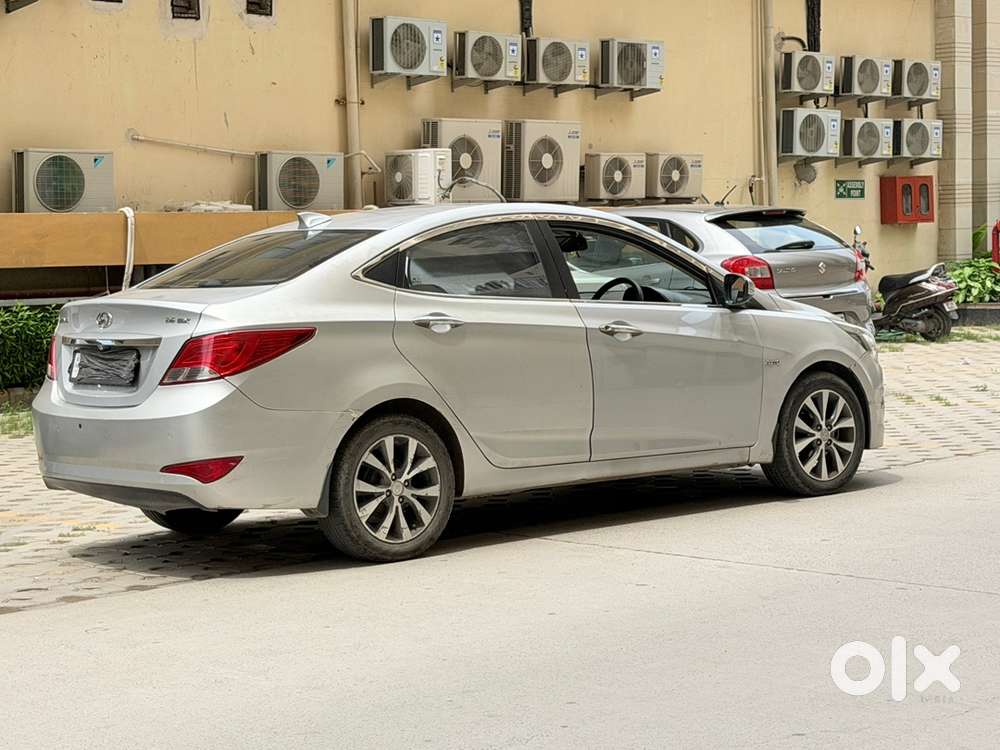 Hyundai Verna 2017 Petrol Automatic 130000 Km Driven