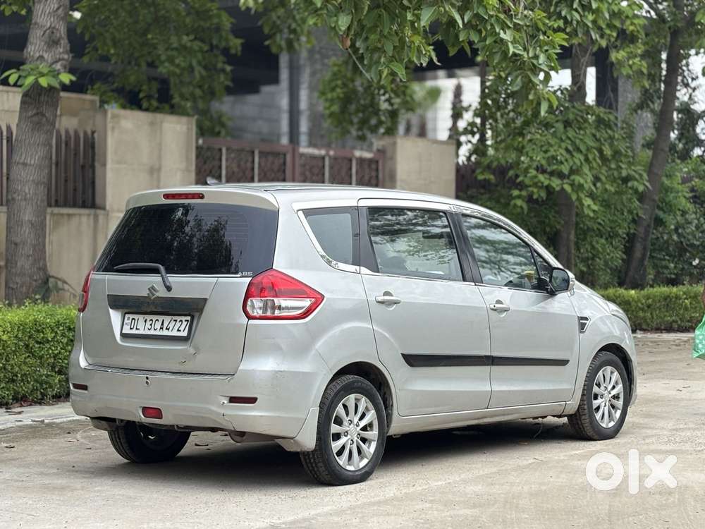 Maruti Suzuki Ertiga Zxi, 2012, Petrol