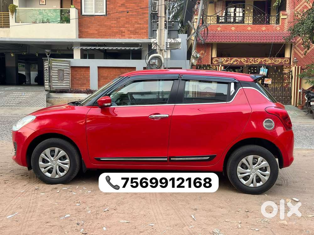 Maruti Suzuki Swift Vxi + Manual, 2022, Petrol