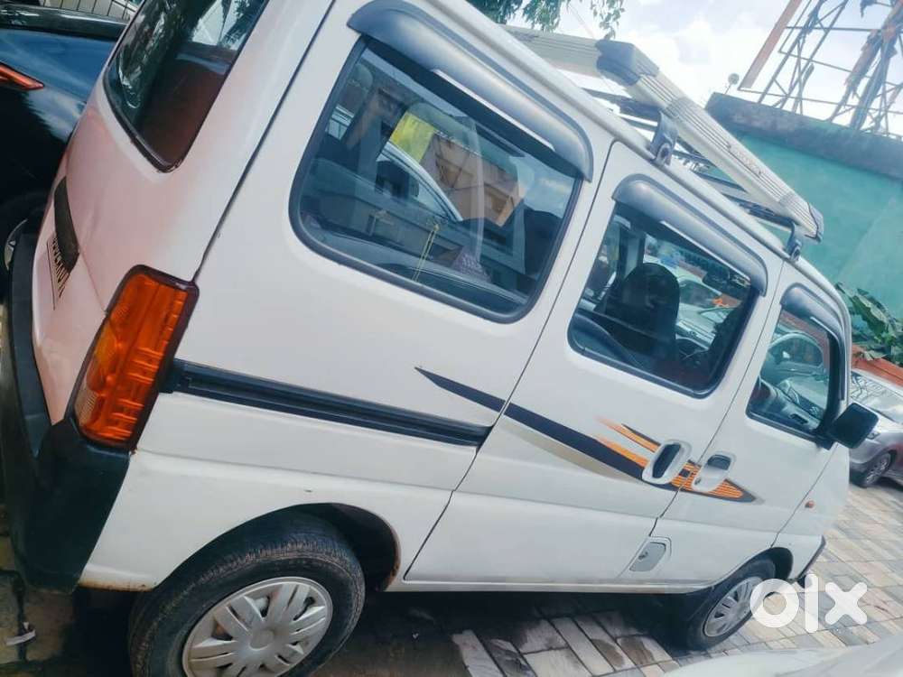 Maruti Suzuki Eeco 2017