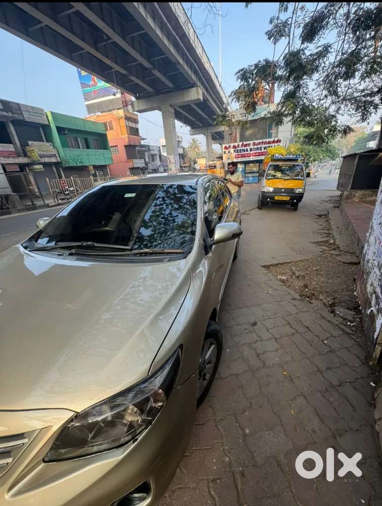 Toyota Corolla Altis 2013 Petrol 100000 Km Driven