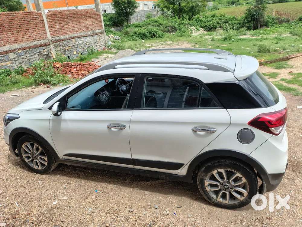 Hyundai I20 Active 2016 Diesel 115000 Km Driven Condition 100% A