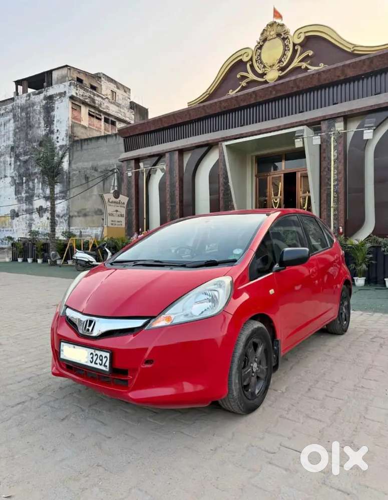 Honda Jazz 2012 Petrol 65000 Km Driven