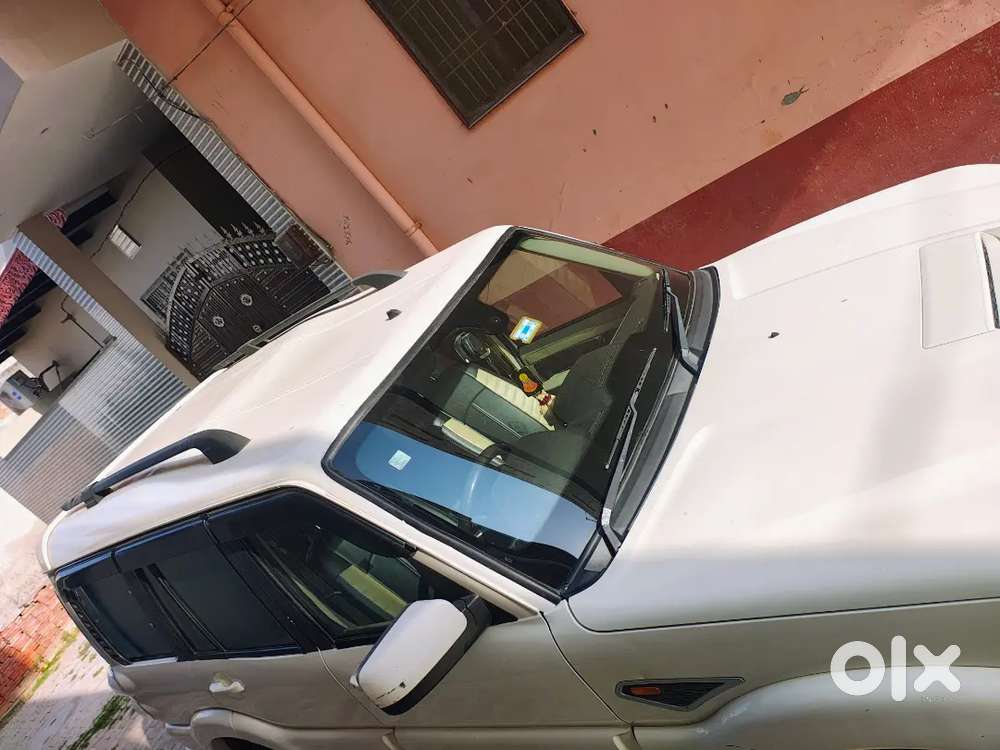 Mahindra Scorpio S10 Amt