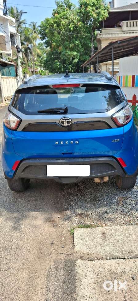 Tata Nexon Amt Xza Plus, 2019, Petrol