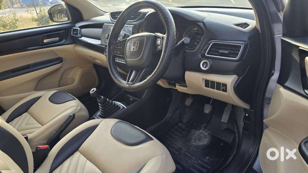 Honda Amaze 2nd Gen Vx, 2020, Petrol