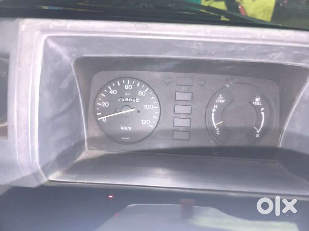 Maruti Suzuki Omni 2006 Petrol 300000 Km Driven Cng Kit Fit