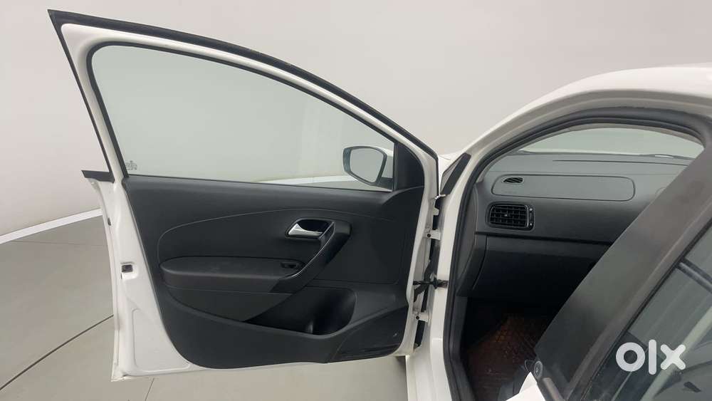 Volkswagen Polo 1.0 Tsi Comfortline At, 2021, Petrol