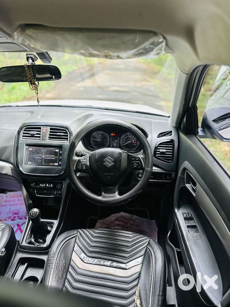Maruti Suzuki Brezza Zdi+ Dual Tone, 2017, Diesel