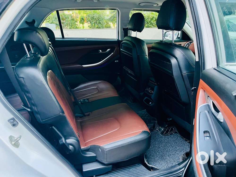 Hyundai Alcazar Platinum, 2022, Petrol