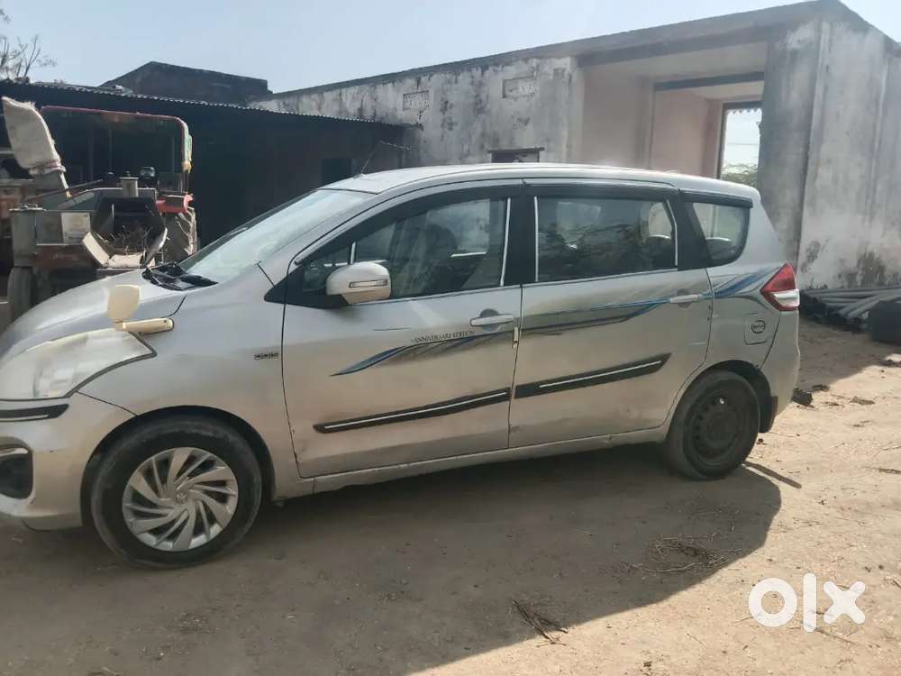 Maruti Suzuki Ertiga 2013 Diesel 178000 Km Driven