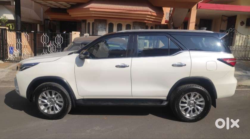 Toyota Fortuner 4x2 Mt 2.8 Diesel, 2021, Diesel