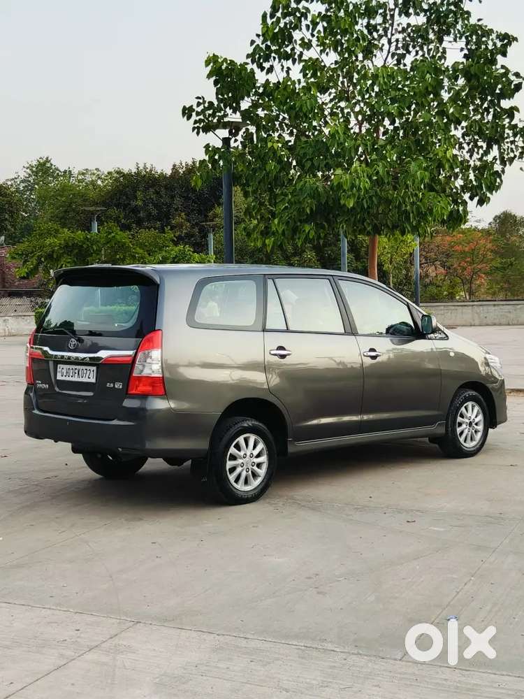 Toyota Innova 2.5 V
