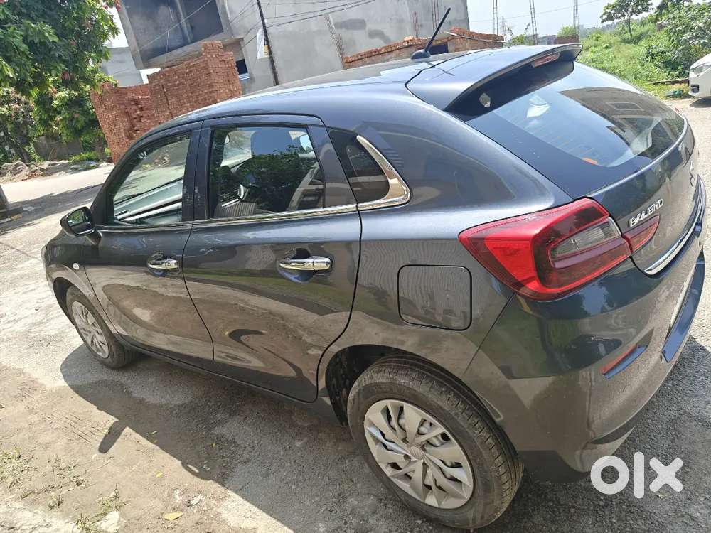 Maruti Baleno Sigma 2025.  20700km Driven