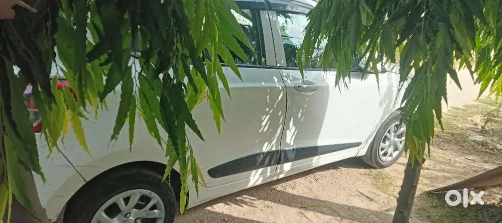 Grand I10 Sports Diesel All Power Window Led With Back Camera New Tyre
