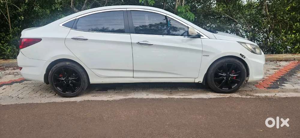Hyundai Verna 1.6 Sx 2012