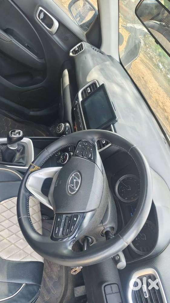 Hyundai Venue [ ] 1.0 Sx (o) Turbo Imt, 2020, Cng & Hybrids