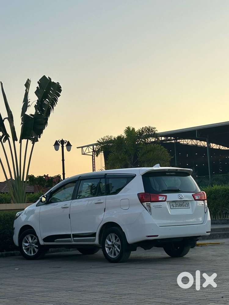 Toyota Innova Crysta