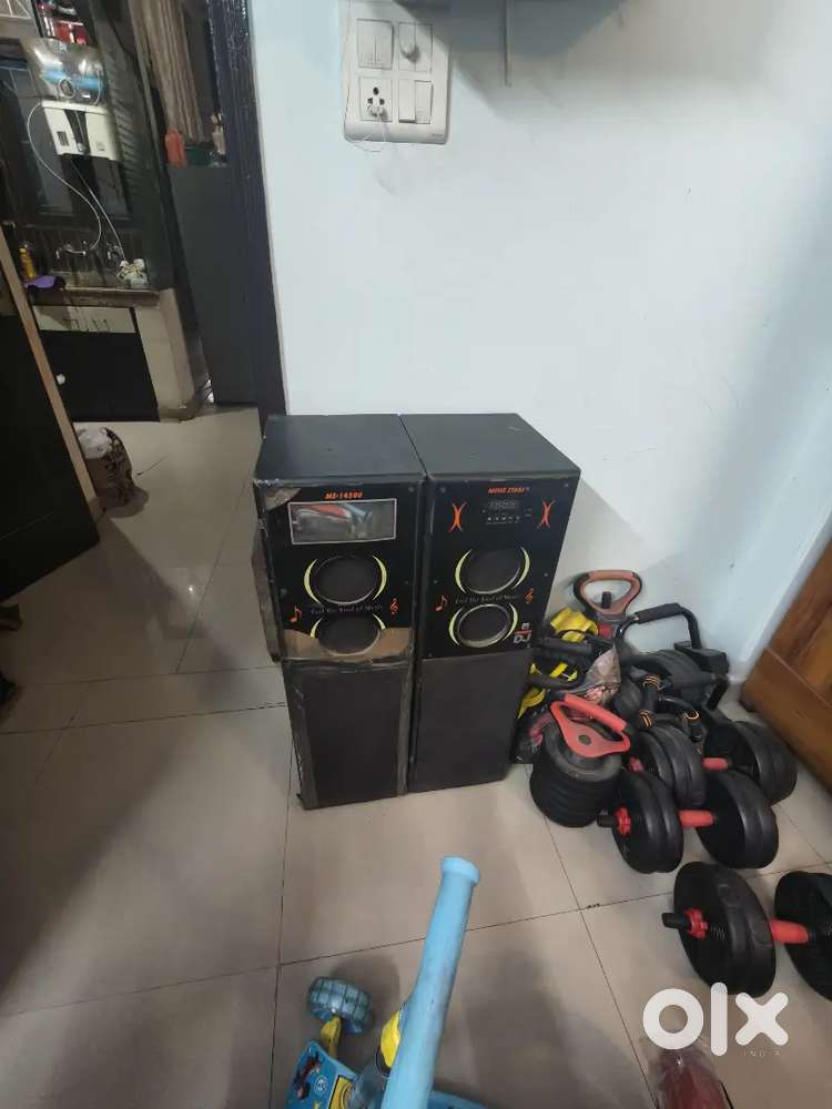 a T.V 32 inches sumsung