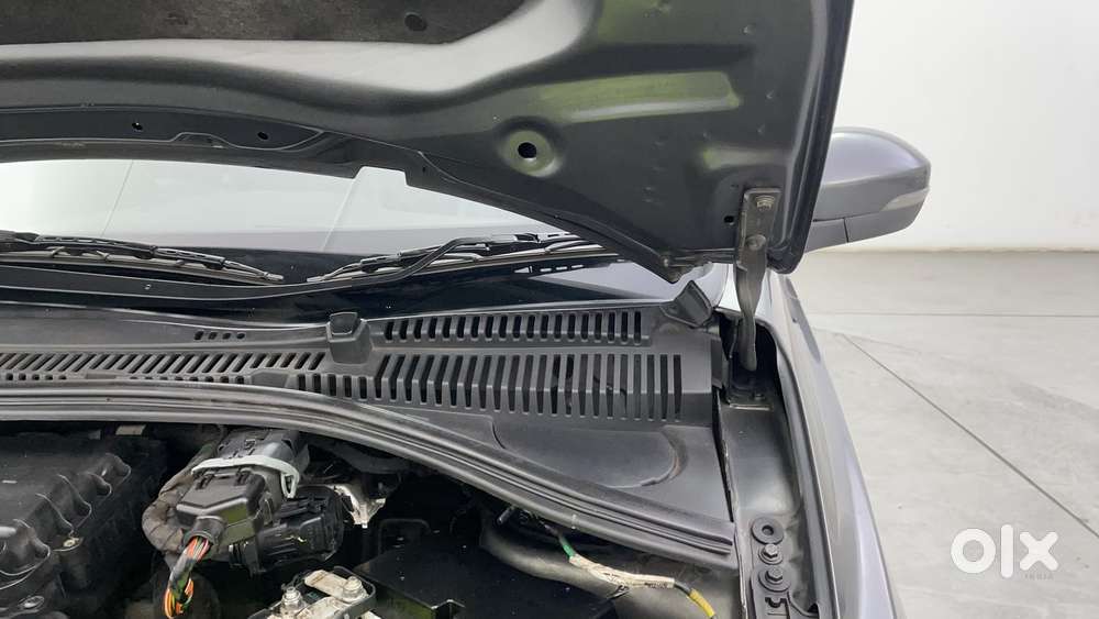 Tata Tiago Xza, 2021, Petrol