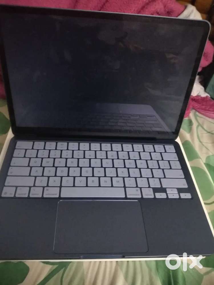 MacBook Neo New 8 gb ram 256 gb SSD