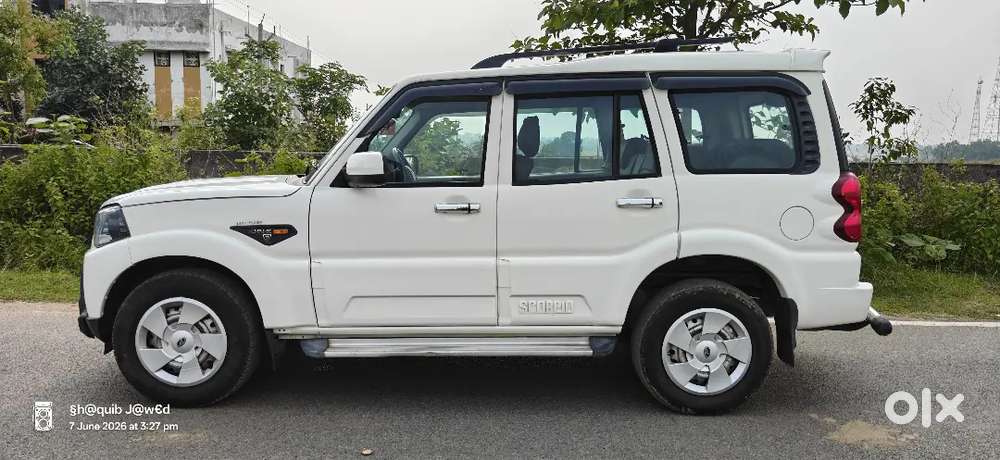 Mahindra Scorpio S4+