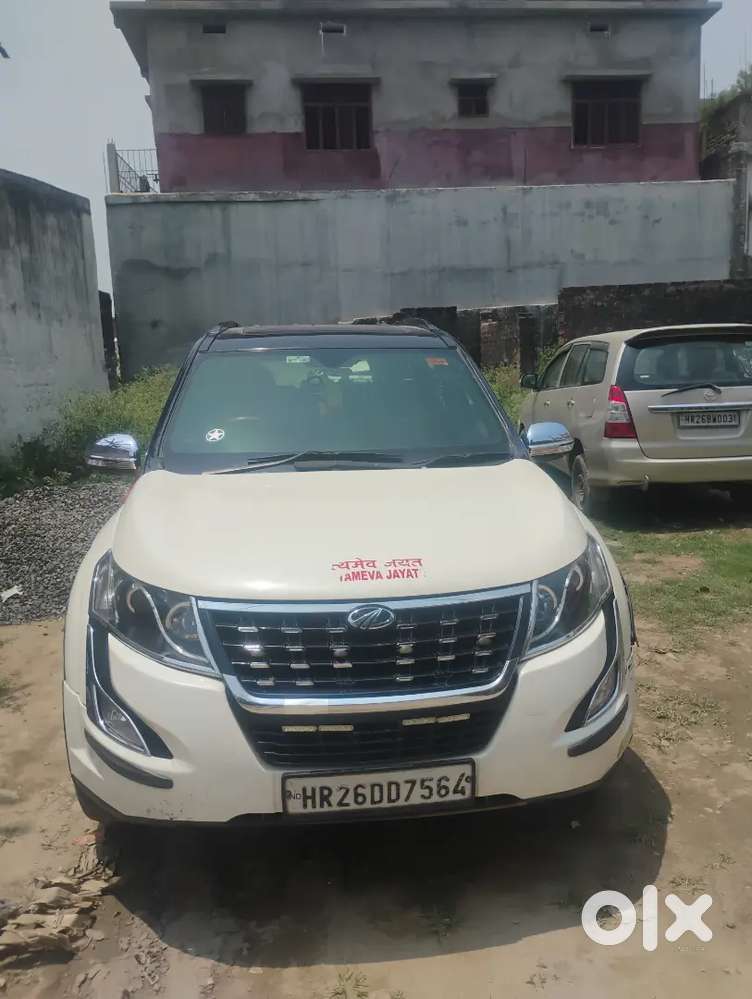 Mahindra Xuv500 2017 Diesel 85000 Km Driven