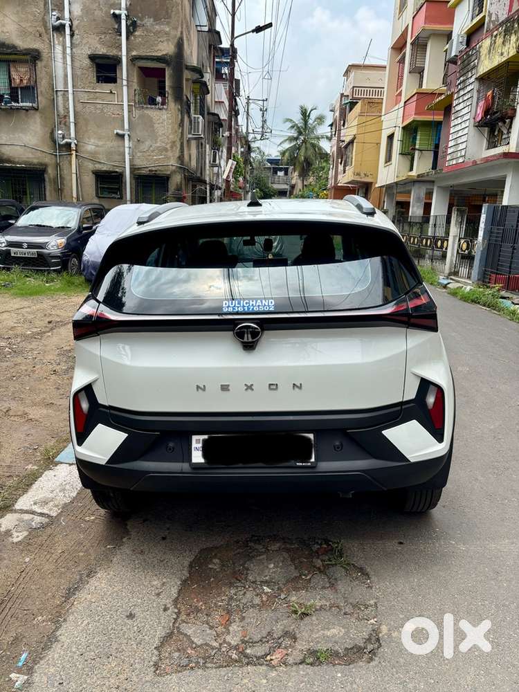 Tata Nexon Pure Plus 1.2 (6 Speed Mt) Petrol Just 9 Month Old