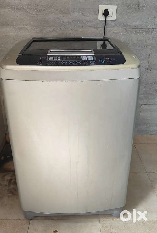 LG 8 KG TOP LOAD FULLY AUTOMATIC SILVER WASHING MACHINE