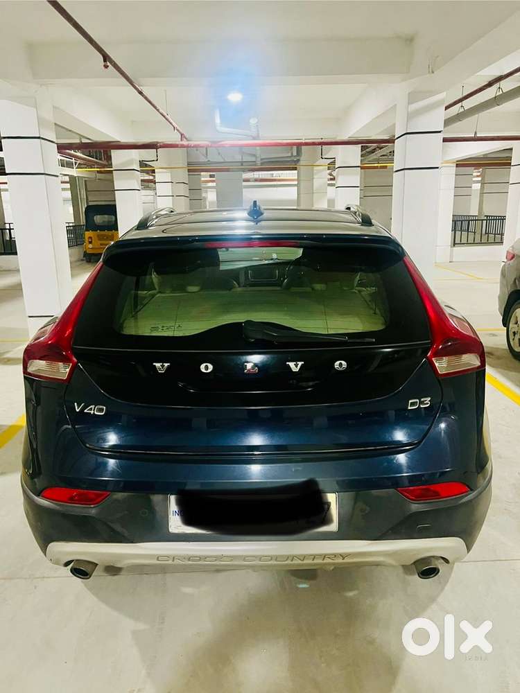 Volvo V40 Cross 2015