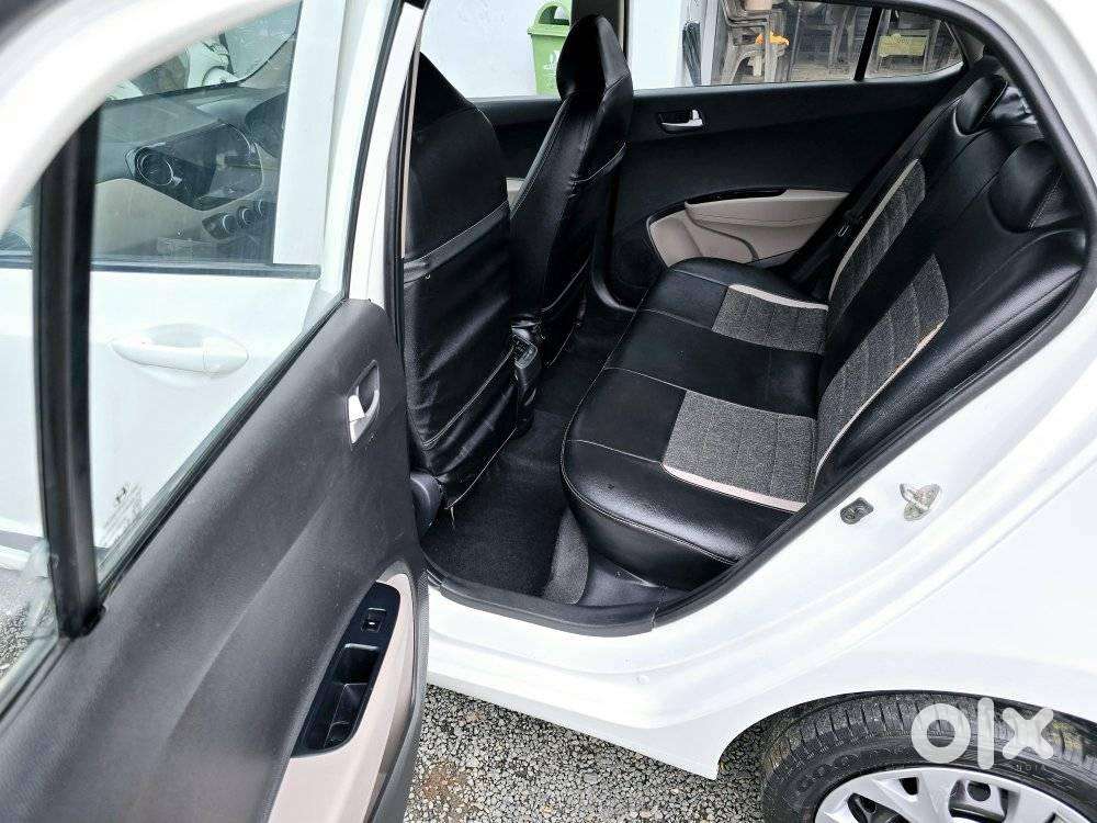 Hyundai I10 Sportz Option, 2015, Petrol