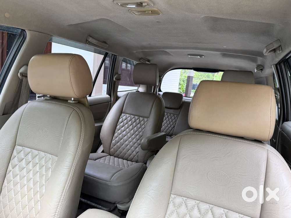 Toyota Innova 2013 Diesel Well Maintained