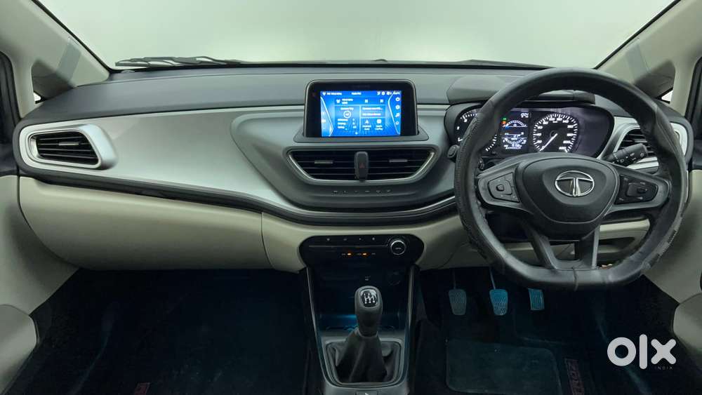 Tata Altroz 1.2 Xt, 2022, Petrol