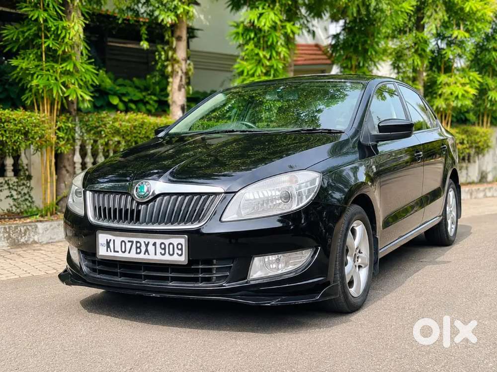 Skoda Rapid Elegance 2012 Diesel Manual
