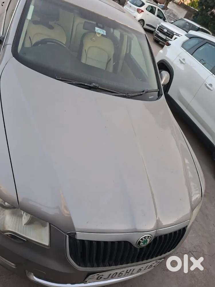 Skoda Superb Elegance 2014 Automatic Diesel