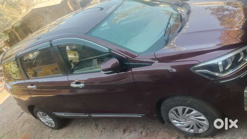 Eartiga Cng Plus Petrol Company Fitted