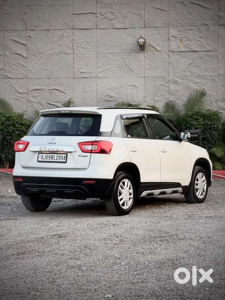 Maruti Suzuki Vitara Brezza 1.5 Vxi At, 2020, Petrol
