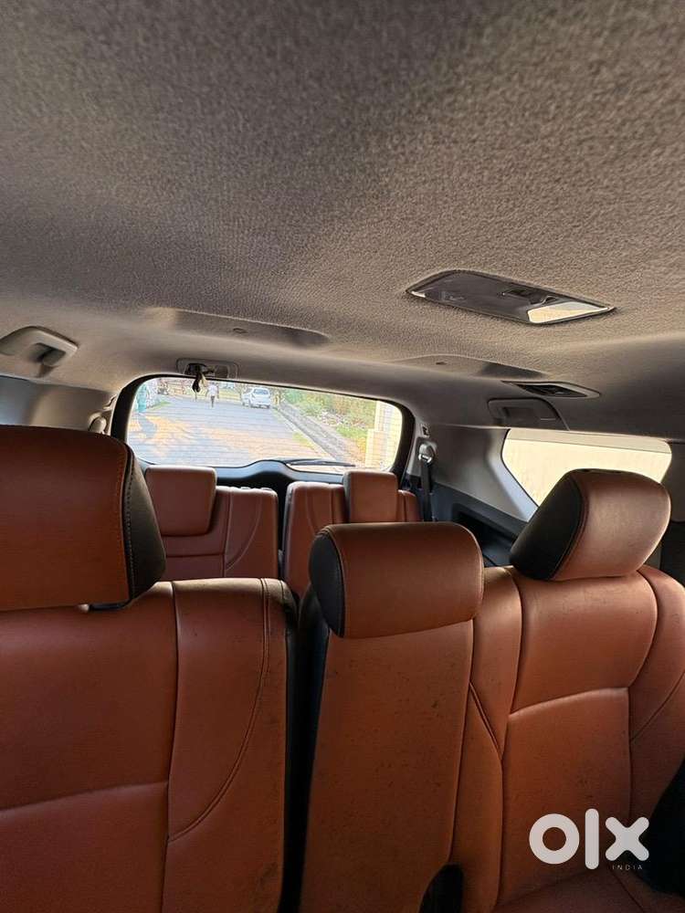 Toyota Innova Crysta 2017 Diesel Well Maintained