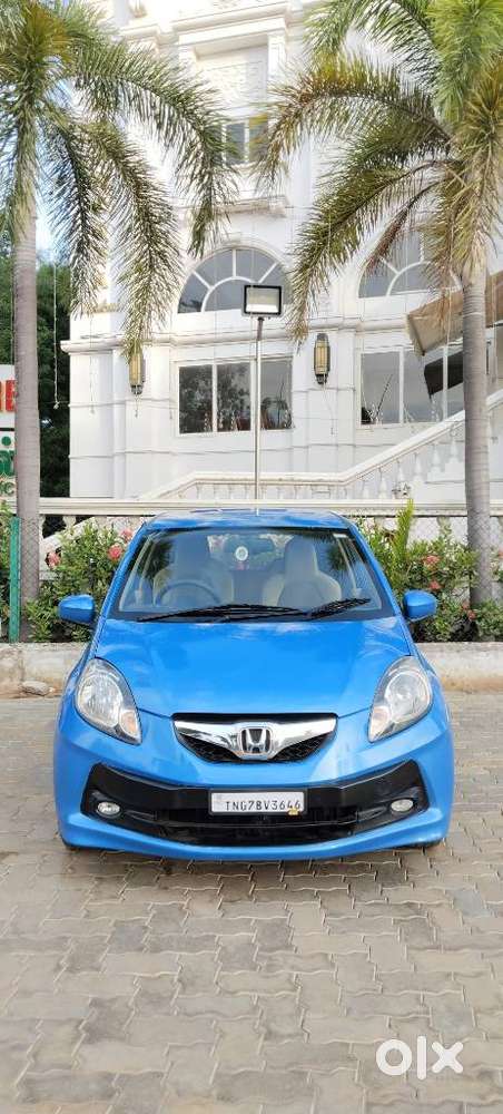 Honda Brio V Automatic, 2013, Petrol