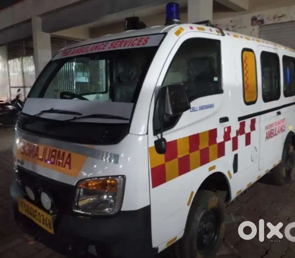 Tata Magic Express Ambulance