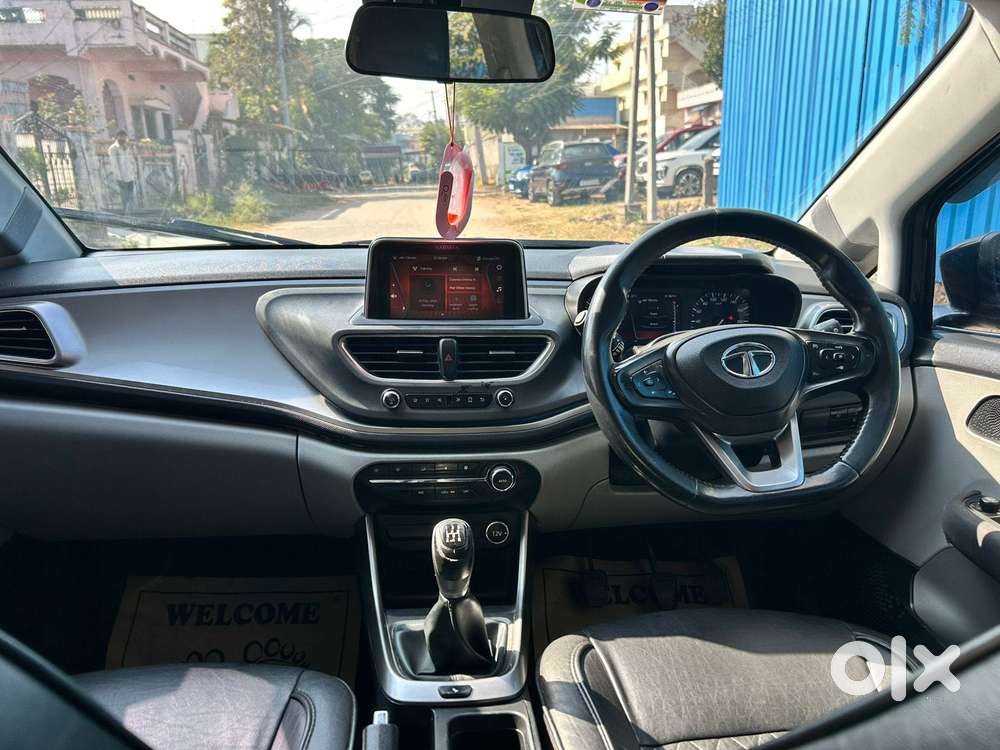 Tata Altroz 1.2 Xz (o), 2021, Petrol